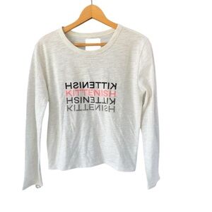 Kittenish | Long Sleeve Cropped Lightweight Graphic Logo Shirt | Gray | Small